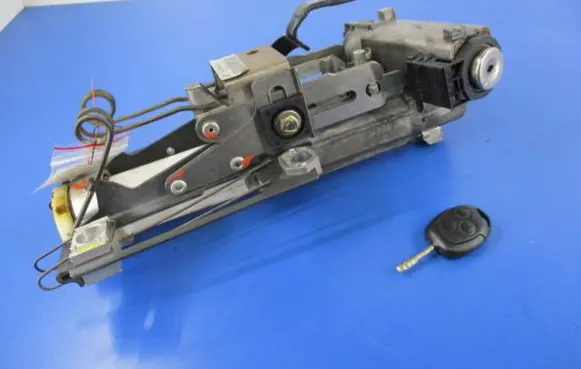 Ford Mondeo Mk III Ignition lock