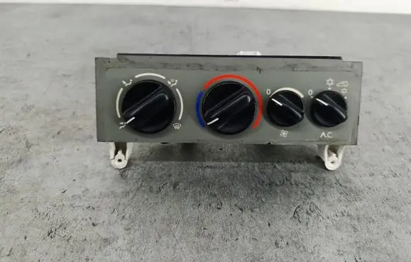 Renault Kangoo I Climate control/heater control trim 79824