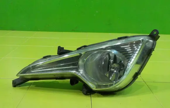 Hyundai i40 Front fog light LEWY XP209