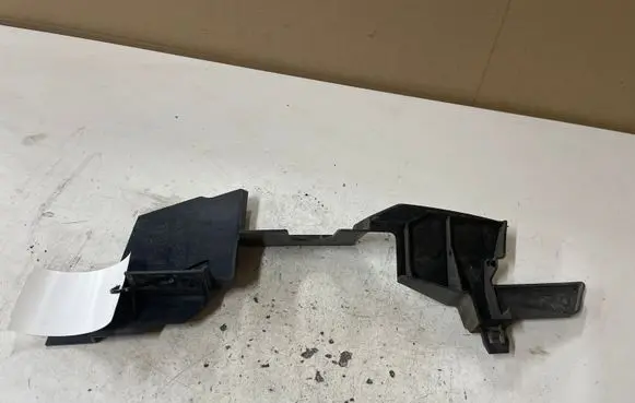 Intercooler air guide/duct channel