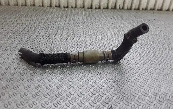 Toyota Auris 150 Engine coolant pipe/hose