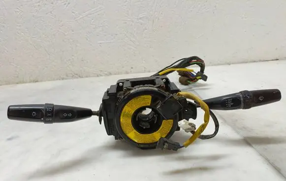 Hyundai Galloper Wiper turn signal indicator stalk/switch 50131A3220 44331A2530 STOW910093