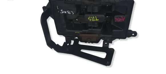 Hyundai Tucson TL Battery tray 37150D3200