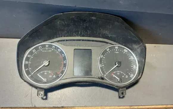 Skoda Octavia Mk2 (1Z) Speedometer (instrument cluster) 1Z0920903D VD104815