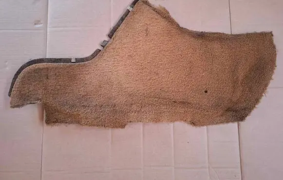 Mercedes-Benz W123 Front floor carpet liner 