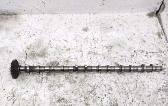 BMW 5 GT F07 Camshaft 050073749 850912101 1131850912101