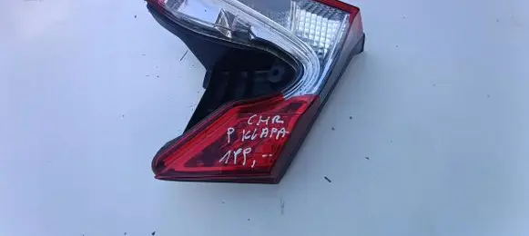 Toyota C-HR I Rear/tail lights set 