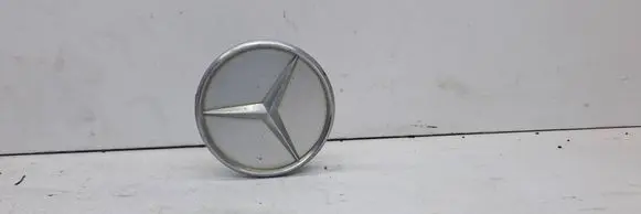 Mercedes-Benz Vaneo W414 Original wheel cap 2204000125
