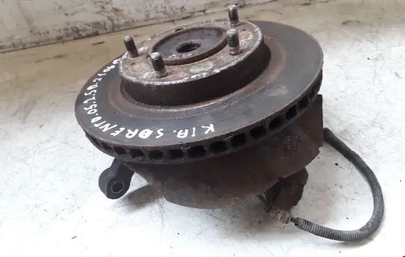 KIA Sorento Front wheel hub