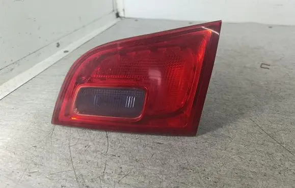 Opel Astra J Tailgate rear/tail lights 13282247