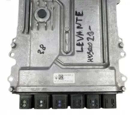 Maserati Levante Engine control unit/module 670172631C