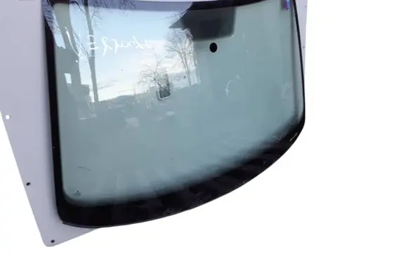 Volkswagen Polo V 6R Front windscreen/windshield window 43R004525 E000192 DOT211M03AS1