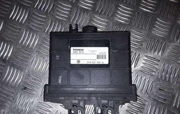 Audi A3 S3 8L Engine control unit/module 01M927733AJ