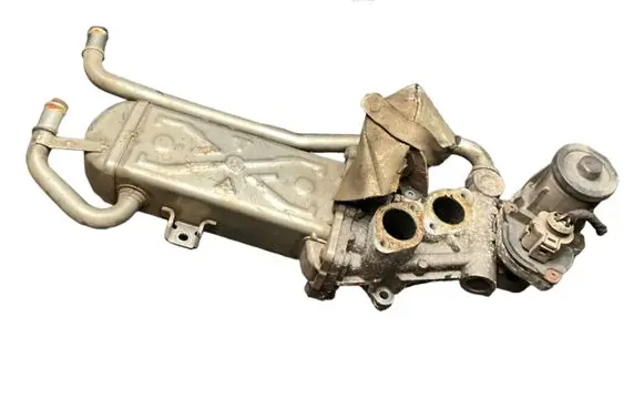 Skoda Superb B6 (3T) EGR valve cooler 03L131512CF 03L131512C