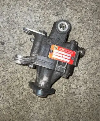 BMW 3 E36 Power steering pump 2106126 1141516 29H94