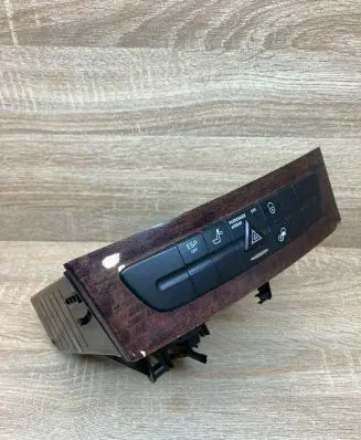 Mercedes-Benz E W211 Hazard light switch A2116800552