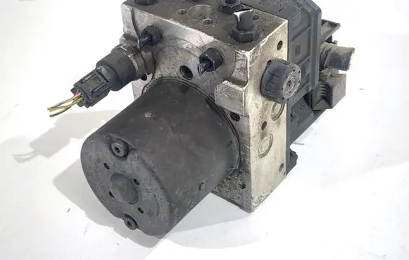 Audi A4 S4 B6 8E 8H ABS Pump 8E0614517