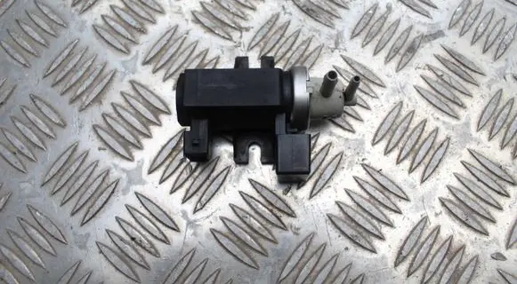 Opel Astra H Valve vacuum 897219