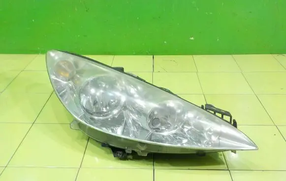 Peugeot RCZ Headlight/headlamp PRZOD
