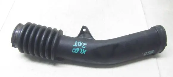Volvo XC60 Turbo air intake inlet pipe/hose 31293602