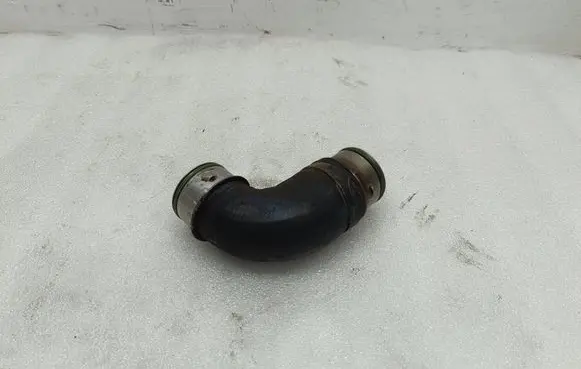Intercooler hose/pipe