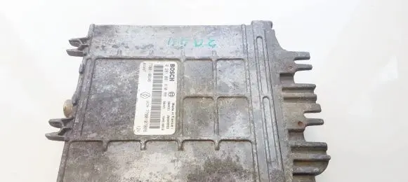 Renault Megane I Engine control unit/module 0281001810 7700110646