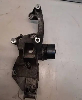 Peugeot 3008 II Generator/alternator bracket 9809714680