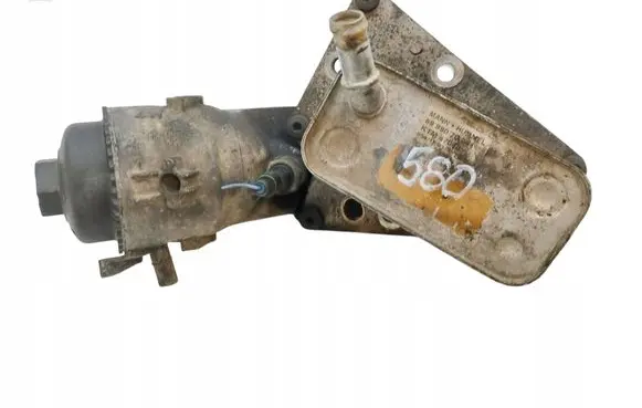 Opel Vectra C Oil filter mounting bracket 