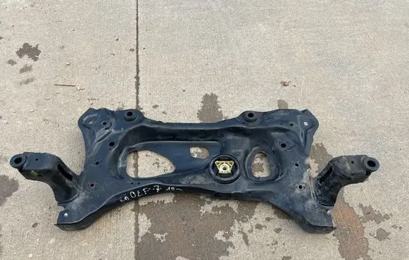 Volkswagen Golf VII Front subframe