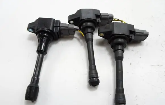 High voltage ignition coil