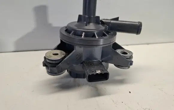 Volvo V60 Electric auxiliary coolant/water pump 31319023