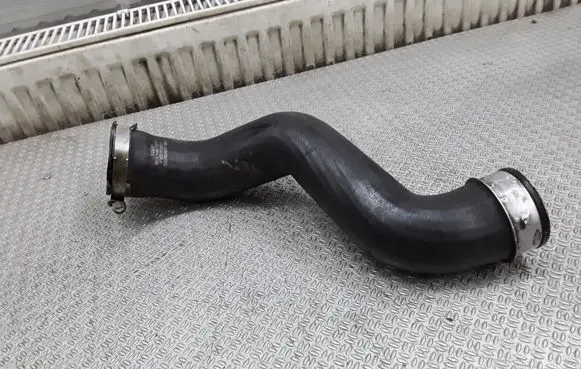 Audi A4 S4 B7 8E 8H Intercooler hose/pipe 8E0145737