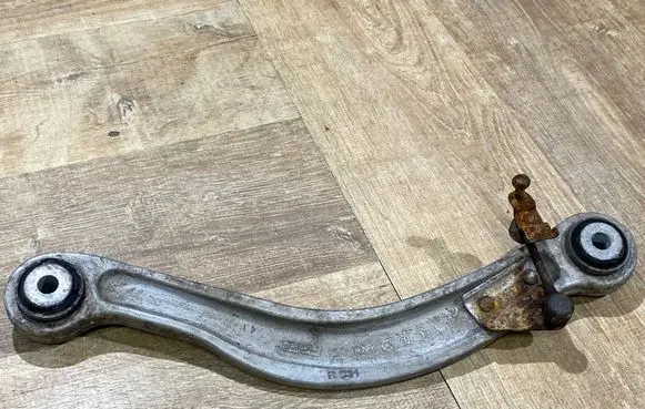 Mercedes-Benz SL AMG R231 Rear control arm 20413