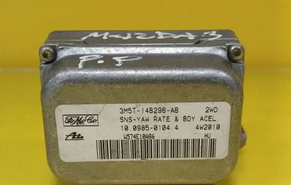 Mazda 3 I ESP acceleration yaw rate sensor 3M5T14B296AB 10098501044