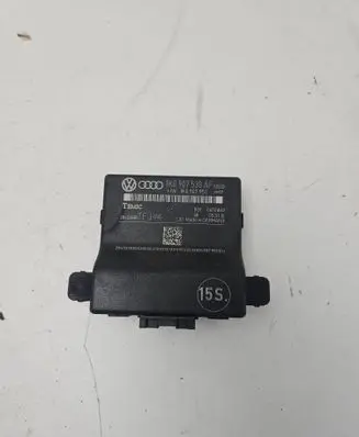 Volkswagen Golf VI Door central lock control unit/module 1K0907951 1K0907530AF