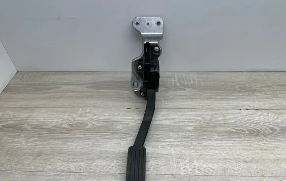 Land Rover Range Rover Sport L320 Accelerator throttle pedal AH229F836BA 6PV00969806 C95YE04