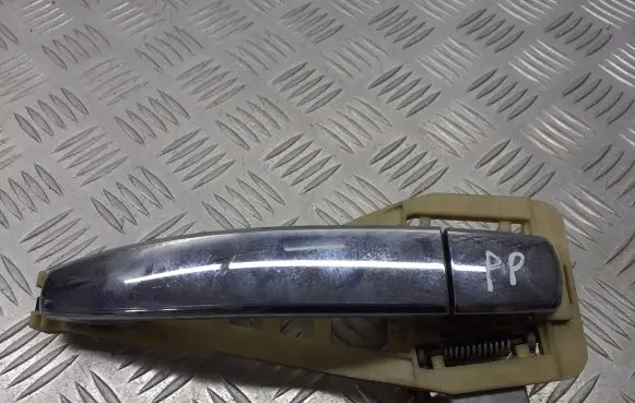 Opel Signum Front door exterior handle/bracket 