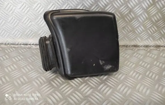 Intake resonator