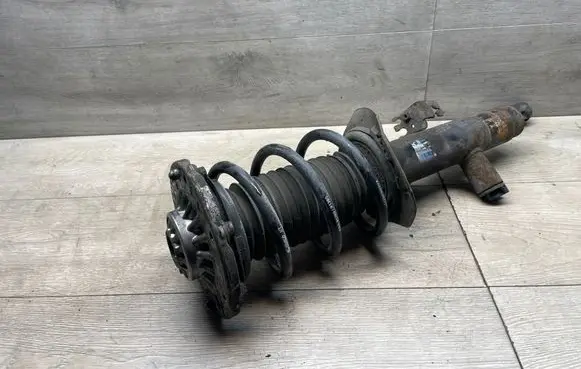 BMW 3 F30 F35 F31 Front shock absorber/damper 6874519 E4667701