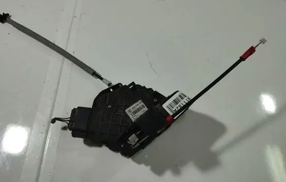 Ford Mondeo MK IV Rear door lock 6M2AR26413BC