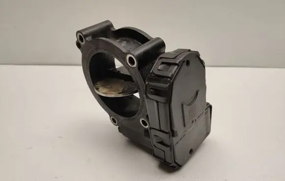 Mercedes-Benz E W212 Throttle valve a6510900370