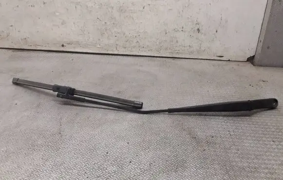 Volkswagen Golf V Windshield/front glass wiper blade 1K1955410