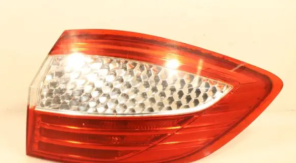 Ford Mondeo MK IV Rear/tail lights 7S7113404B