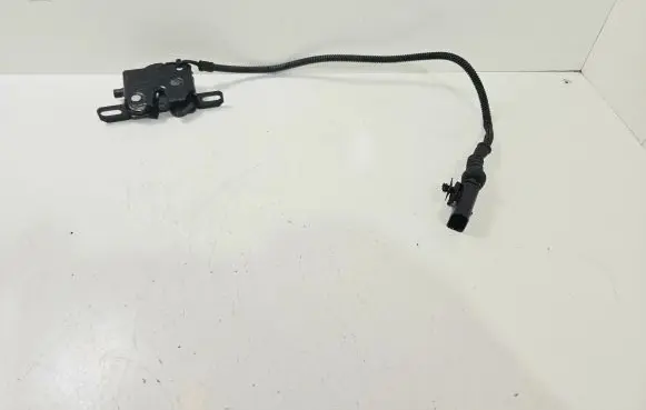 Audi A8 S8 D3 4E Engine bonnet/hood lock/catch 4E0823509