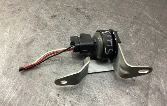 Subaru Forester SF Sensor 3LG1610 1174C