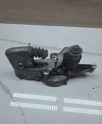 Clutch slave cylinder