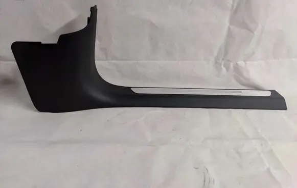 Audi A8 S8 D4 4H Front sill trim cover 4H1867272F