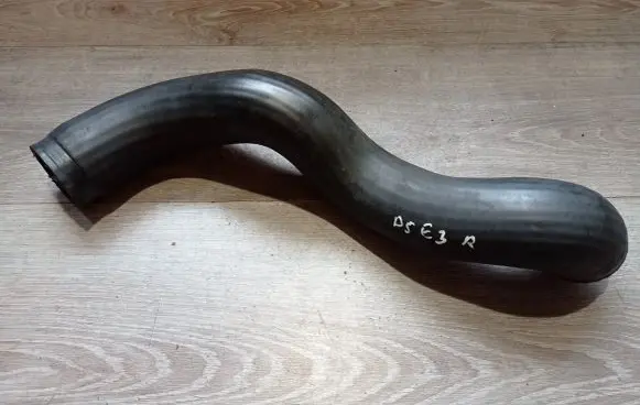 Volvo S60 Intercooler hose/pipe