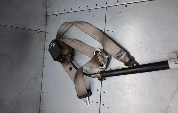 Ford Galaxy Front seatbelt