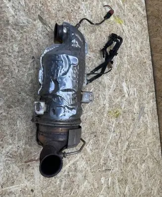 Citroen C4 II Picasso Catalyst/FAP/DPF particulate filter K684